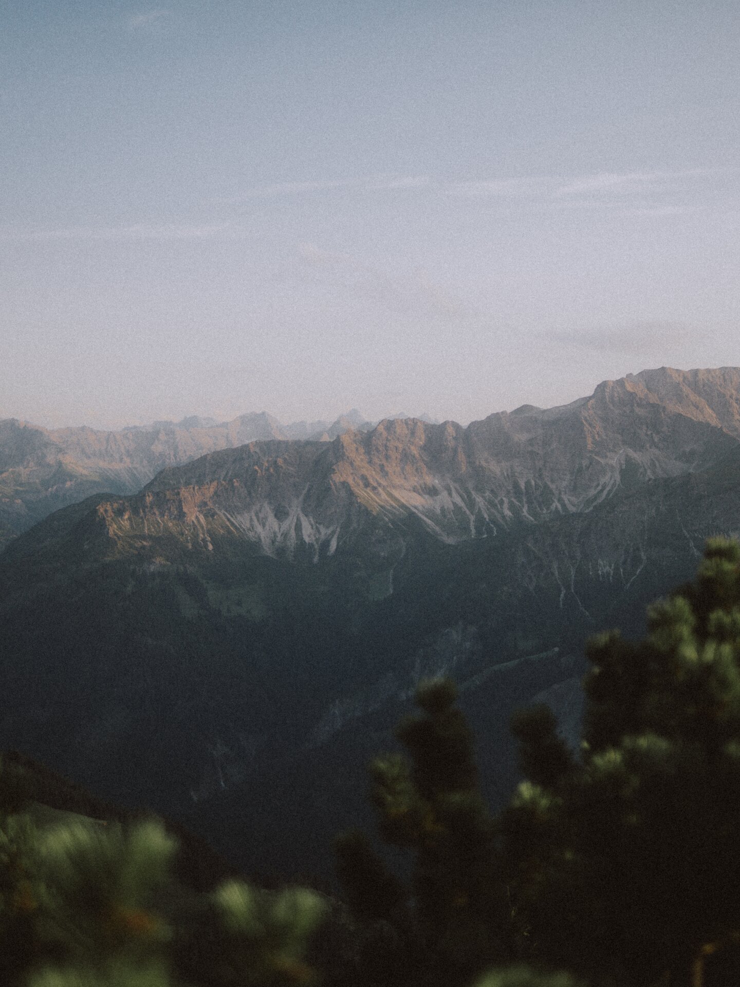 Algäuer Alpen im Sommer bei der Golden Hour | Der Engel in Tirol