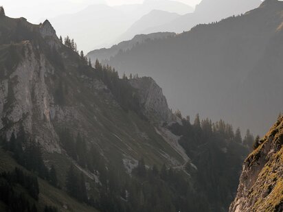 Gimpel Rotflüh und Köllenpsitze im Tannheimer Tal im Sommer