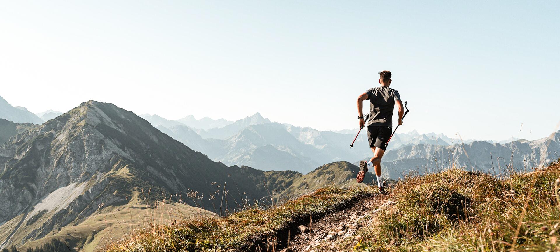 Basti Heckl trail running in the Allgäu Alps in the Tannheimer Valley"
