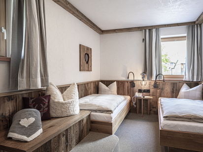 Kinderzimmer Kategorie Haus Nr. 7 Zimmer Drei | Der Engel in Tirol