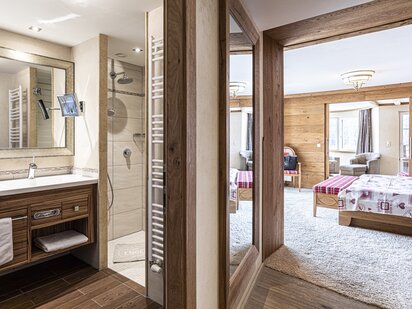  Kategorie Traumfänger Zimmer Suite Bad| Der Engel in Tirol